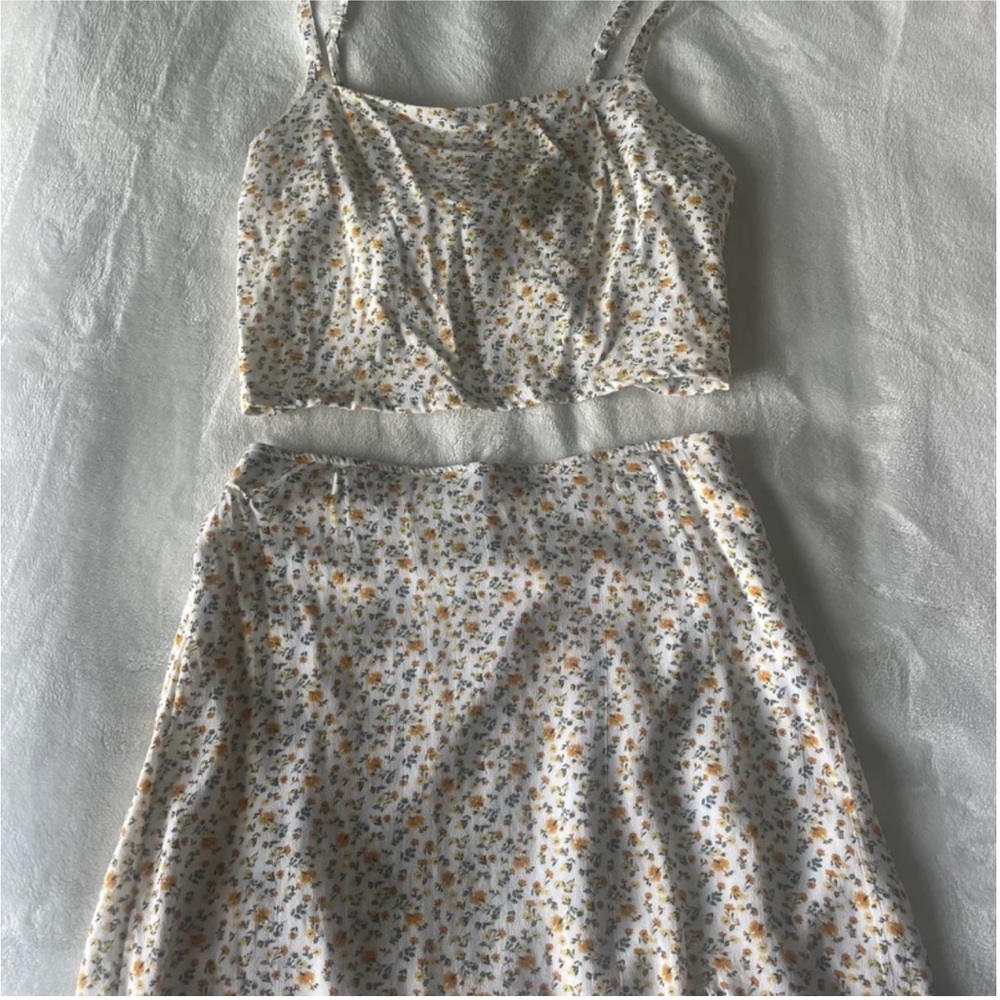 Hollister Two-Piece Set